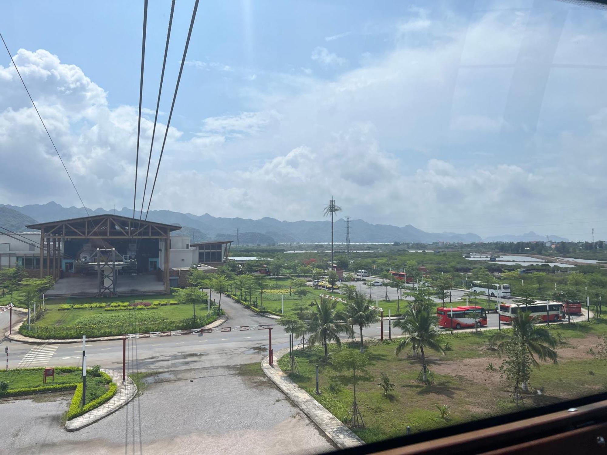 Mb Central Hotel Cat Ba Island Exterior foto
